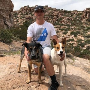 Meet your Posher, Corey